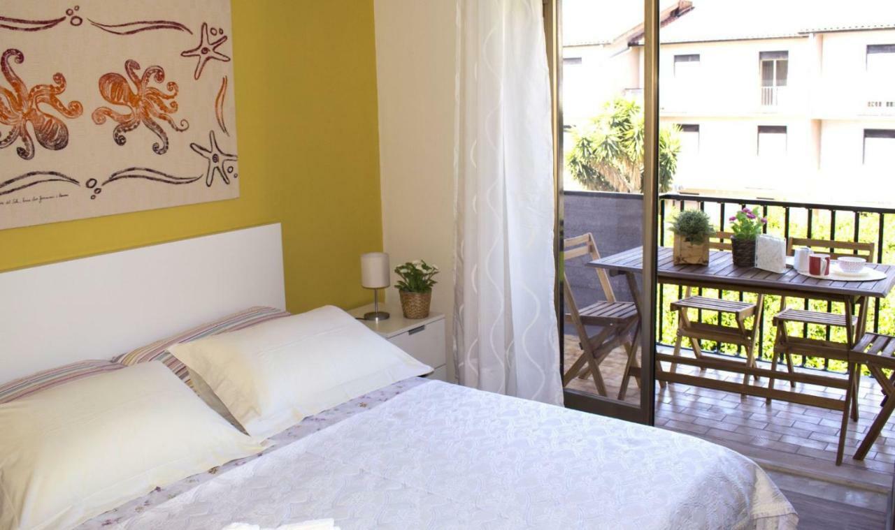 אצ'י קסטלו Appartamento Scorcio Di Mare מראה חיצוני תמונה